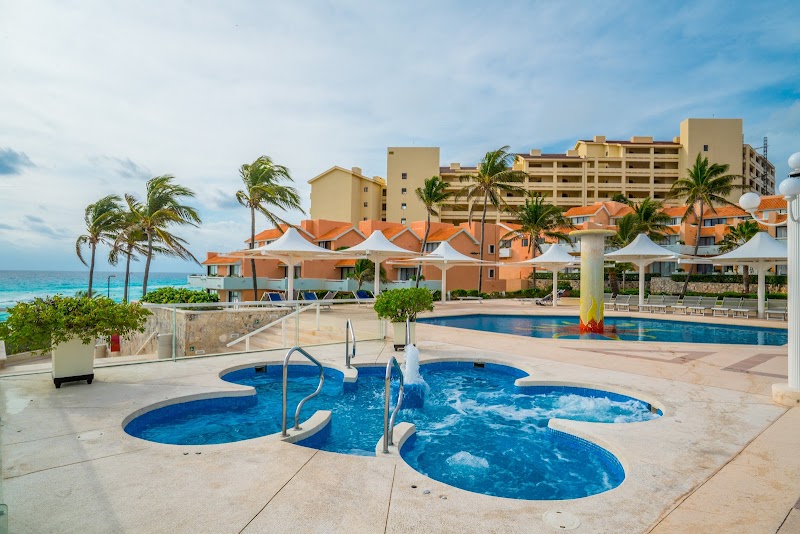 Wyndham Grand Cancun All Inclusive Resort & Villas